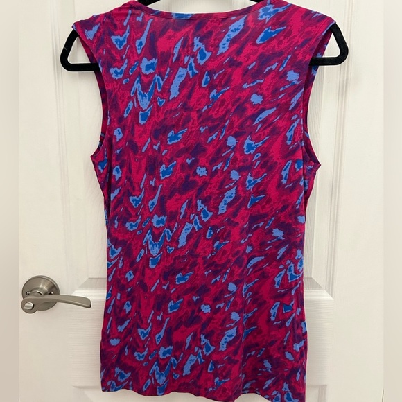 Fuschia Pink Tank Top with Abstract Blue Pattern, Sz M - Picture 3 of 6